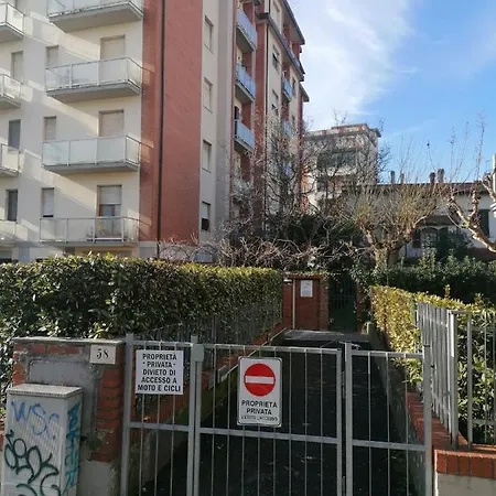 Giuseppe House Апартаменты Пиза